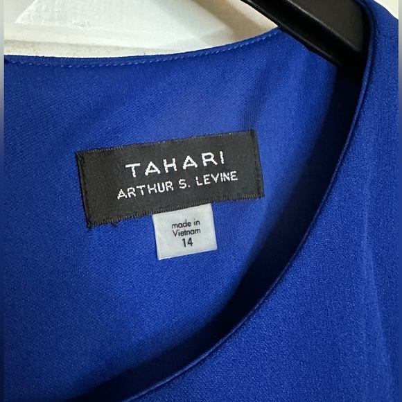 Like new Tahari Arthur S. Levine Dress Royal Blue Size 16 - Picture 4 of 4